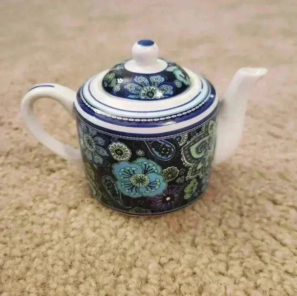 Vera Bradley by Barnes & Noble Tea for One Blue Rhapsody Tea Pot Set EUC - Picture 2 of 14